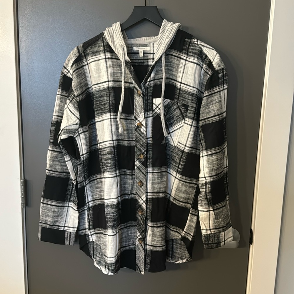 Black/White Hooded Plaid